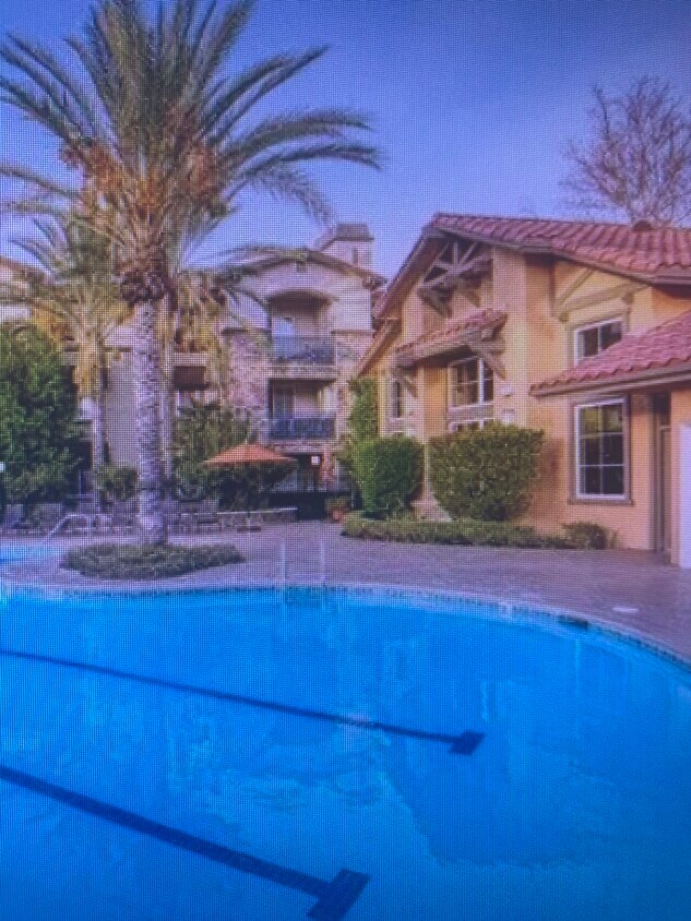 Foto del edificio - 26900 Renoir Ln