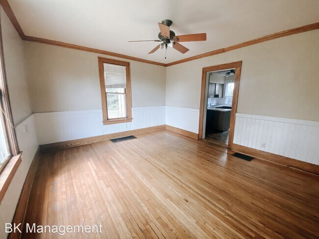 Foto del edificio - 3 br, 2 bath House - 275 Littleton St