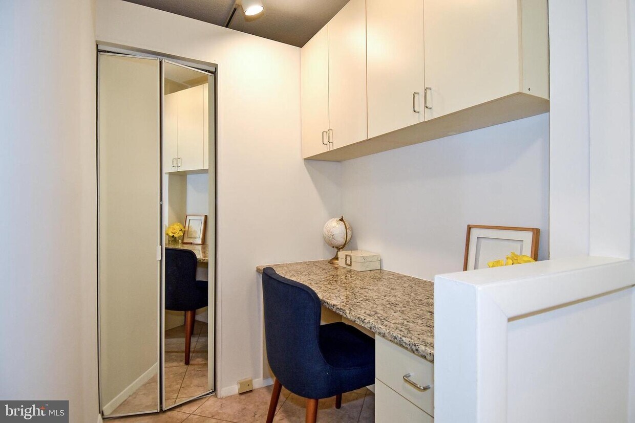 4515 Willard Ave Unit 2320S, Chevy Chase, MD 20815 Condo for Rent in