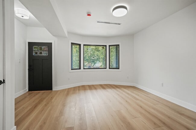 Foto del edificio - 31 W 46th St