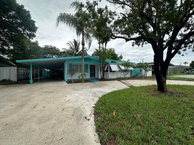 Building Photo - 9308 N Military Trl