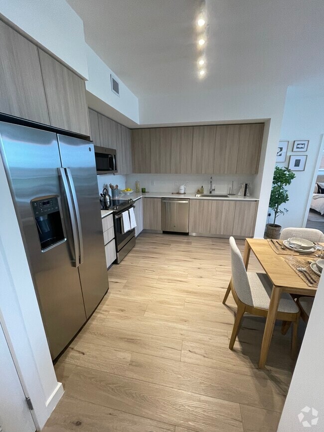 Best Luxury Palm Springs Townhomes Apartments for Rent Hialeah, FL