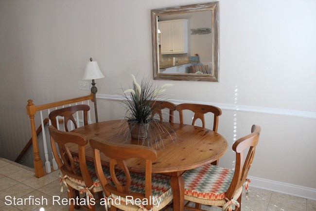 Building Photo - 4 br, 3.5 bath House - 322 Sea Star Circle