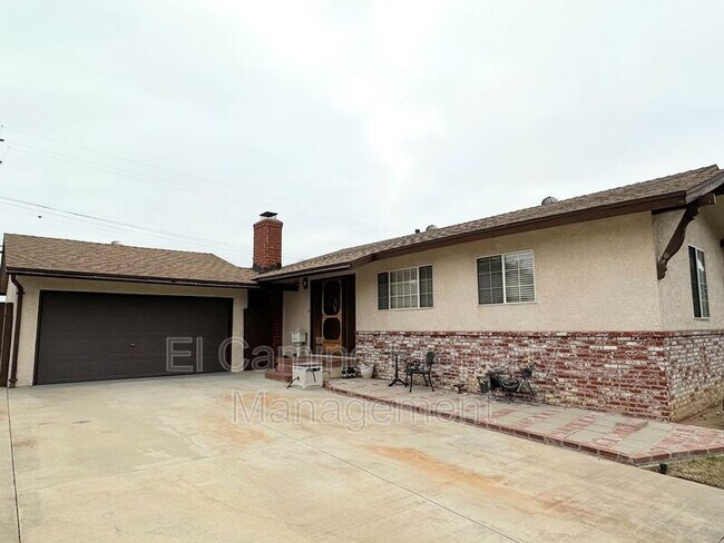 Building Photo - 14548 Bora Dr