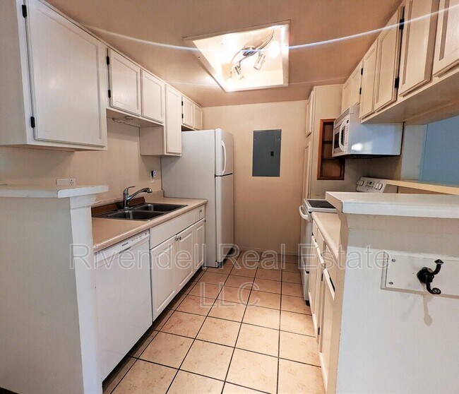 Foto del edificio - 18043 E Ohio Ave