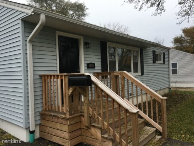 Building Photo - 3 br, 1 bath House - 1652 FERRY STREET