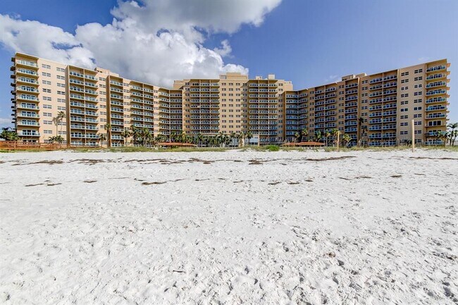 Foto del edificio - 880 Mandalay Ave