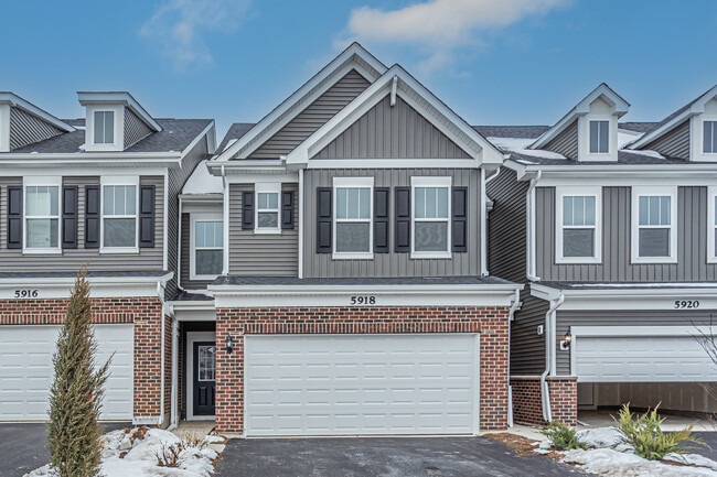 Building Photo - 5918 Hawkweed Dr