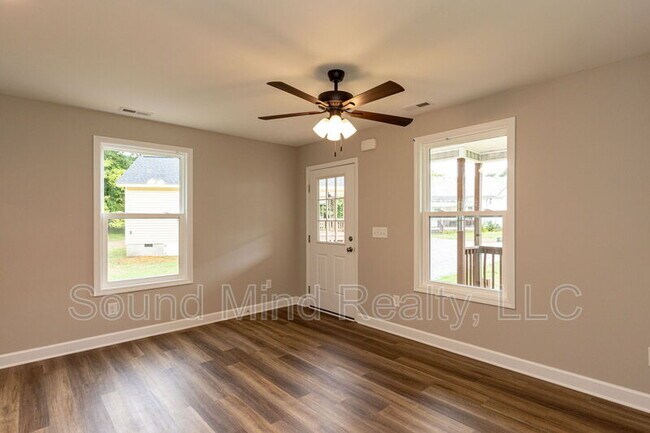 Building Photo - 268 Kivett Rd