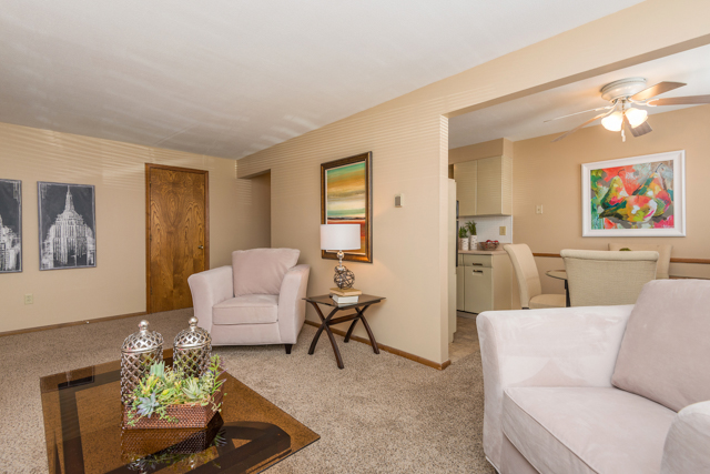 Living Room - Brentwood Park Townhomes