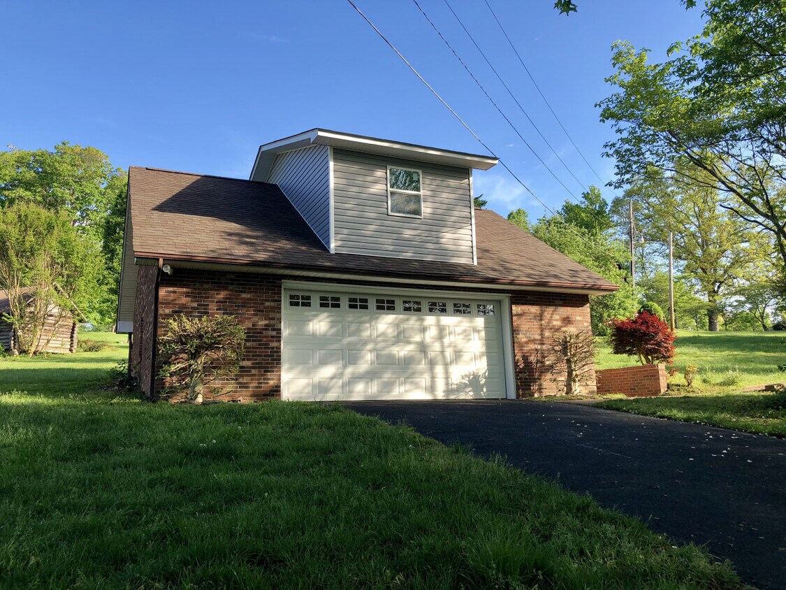 410 Levi Ct, New Tazewell, TN 37825 House Rental in New Tazewell, TN