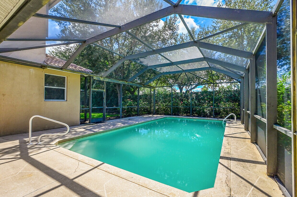 Primary Photo - 12960 Seaside Key Ct