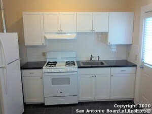 Foto del edificio - 133 W Magnolia Ave