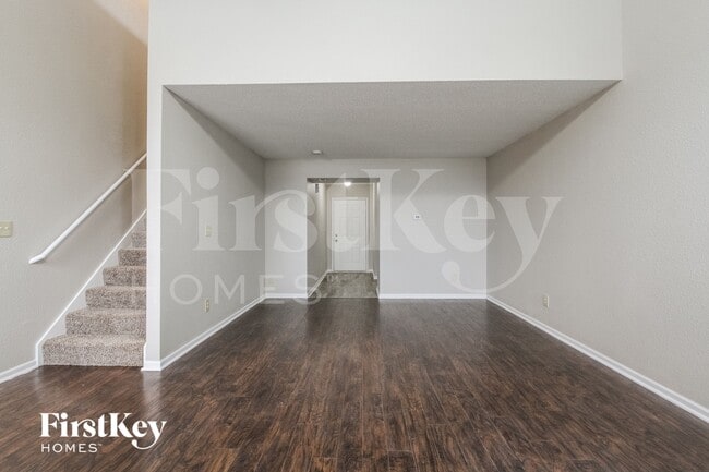 Building Photo - 8145 Maple Stream Ln