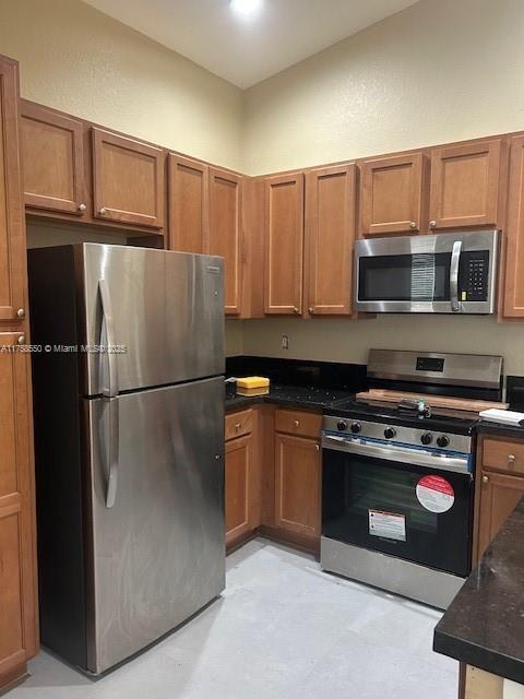 Foto del edificio - 3181 Laurel Ridge Cir