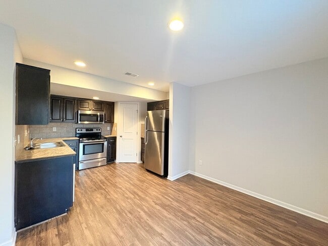 Foto del edificio - 3 Bedroom | 2.5 Bath | 2-Car Garage in Gra...