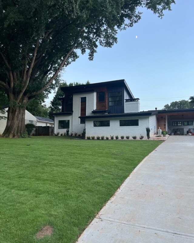Foto del edificio - 5808 Murrayhill Rd