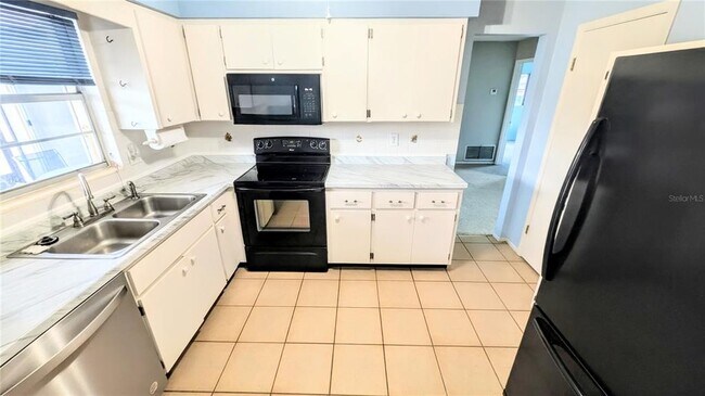 Building Photo - 5417 Duncanwood Dr