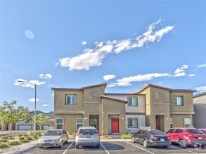 Building Photo - 4118 Venus Falls Ave
