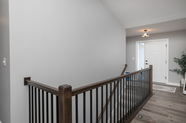 Building Photo - 342 Highlands Ave
