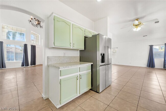 Foto del edificio - 1354 Silver Knoll Ave