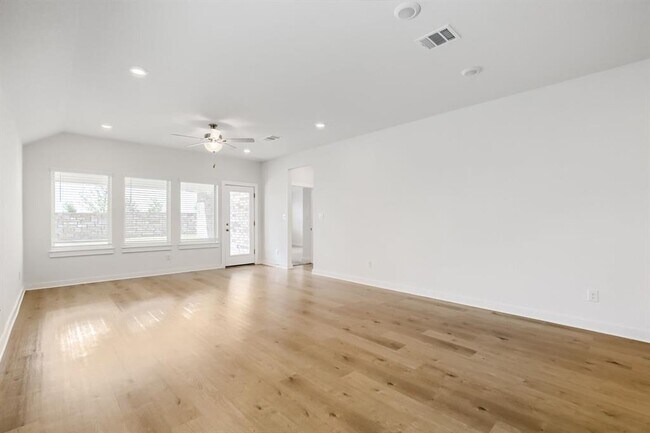 Building Photo - 356 Brandywine Rd