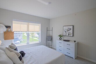 Interior Photo - Gateway Court Townhomes - Shakopee, MN