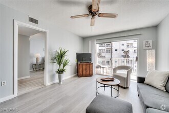 Building Photo - 7400 Estero Blvd