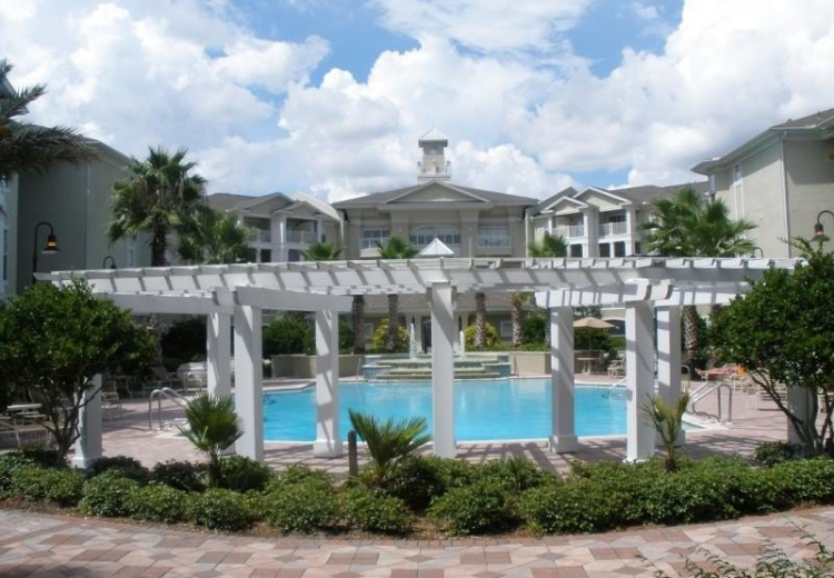 Foto principal - 8290 Gate Pkwy W