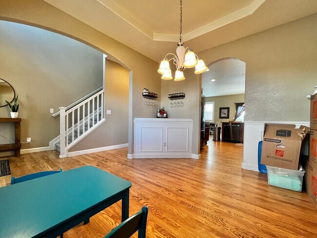 Building Photo - Beautiful 3 Bed 3.5 Bath House in Windsor!