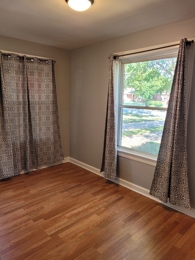 Bonus Room - 13 Calhoun Rd