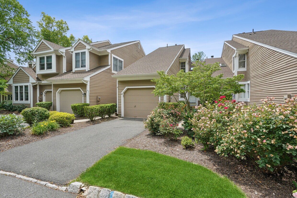 Foto principal - 7 Dorset Ln