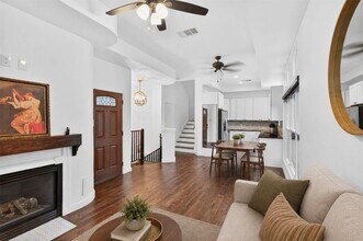 Building Photo - 2716 Bagby St