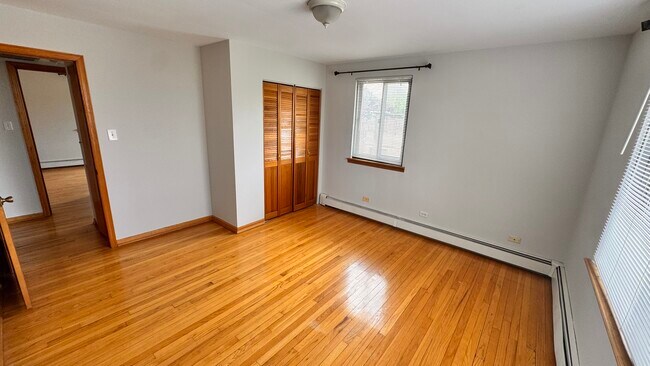 Foto del edificio - 2843 W Arthur Ave