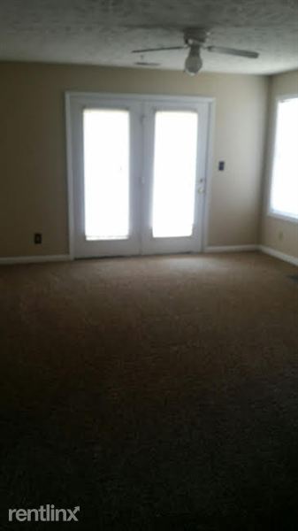 Building Photo - 264 Waterdown Dr