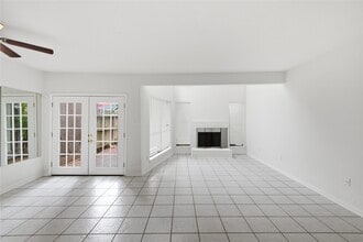 Building Photo - 11217 Briar Forest Dr