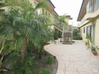 Building Photo - Vista Capri East Apts