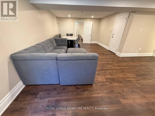 Building Photo - 3940 Promontory Crescent