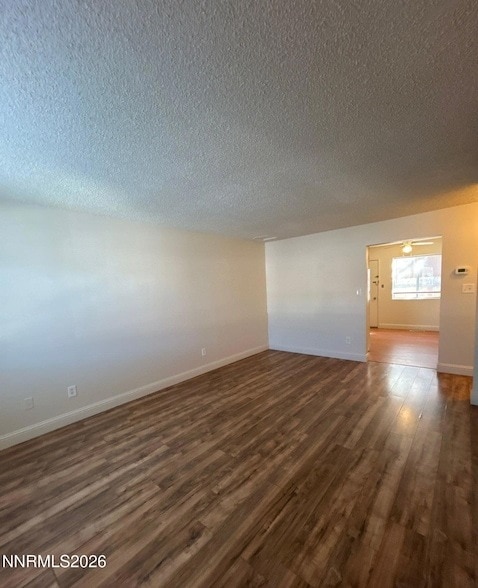 Foto del edificio - 1410 E 9th St