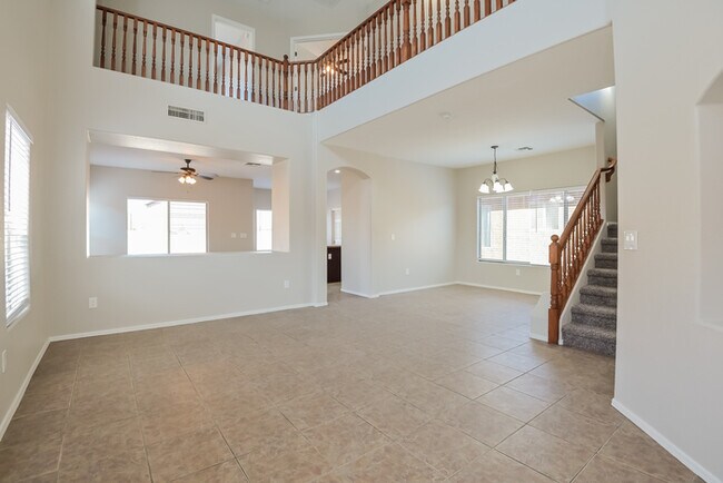 Building Photo - 5960 S Placita Picacho El Diablo