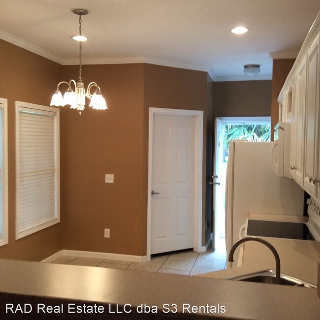 Foto del edificio - 3 br, 2 bath House - 611 McIntosh Street