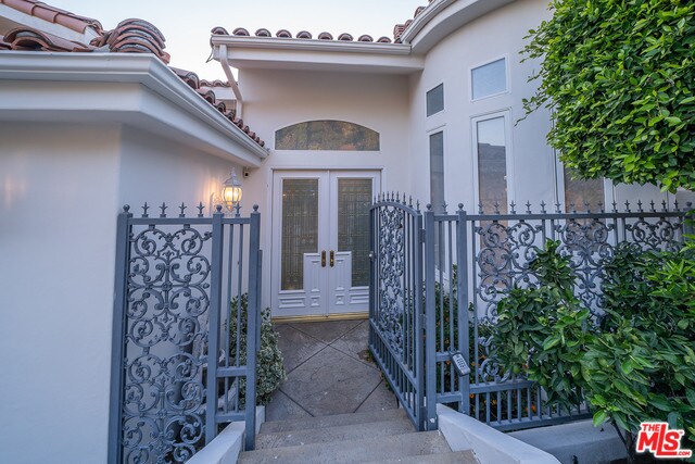 Building Photo - 2383 Mt Olympus Dr