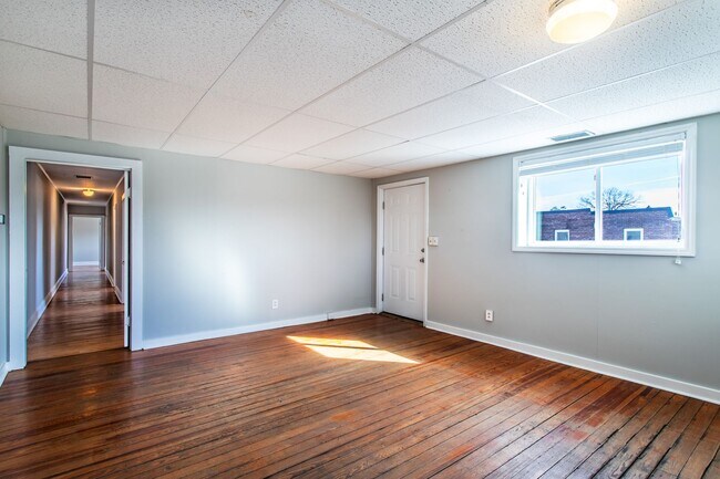 Foto del edificio - Downtown Apartment