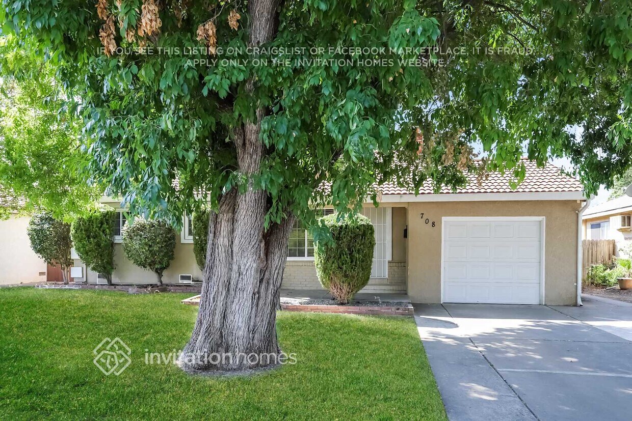 Foto principal - 708 Norwich Ct