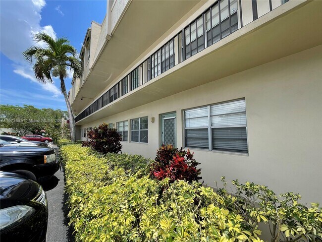 Foto del edificio - 9500 SW 3rd St