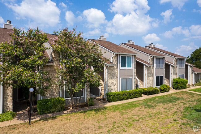 Foto del edificio - Timber Ridge Square Condos