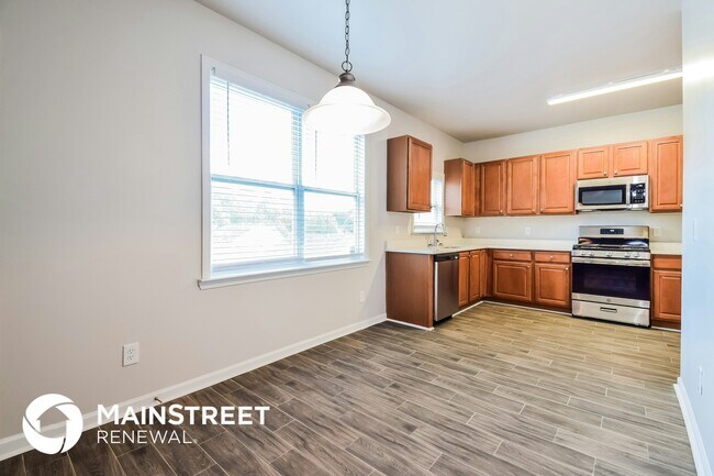 Foto del edificio - 8904 Crestview Cir