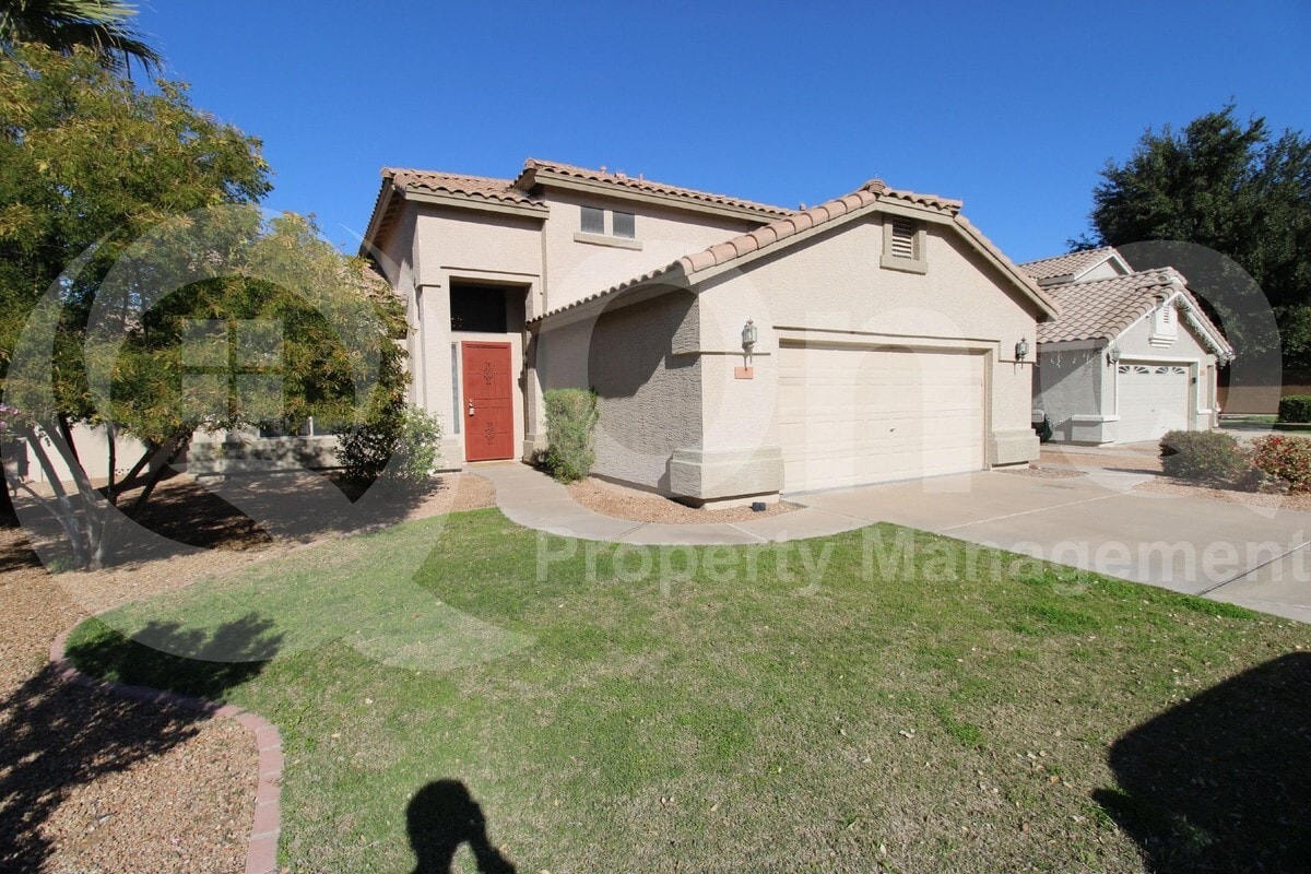 Foto principal - 490 W Ebony Way