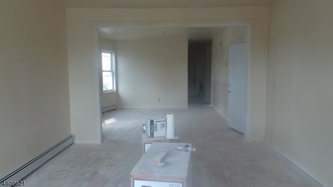 Building Photo - 951 Chancellor Ave