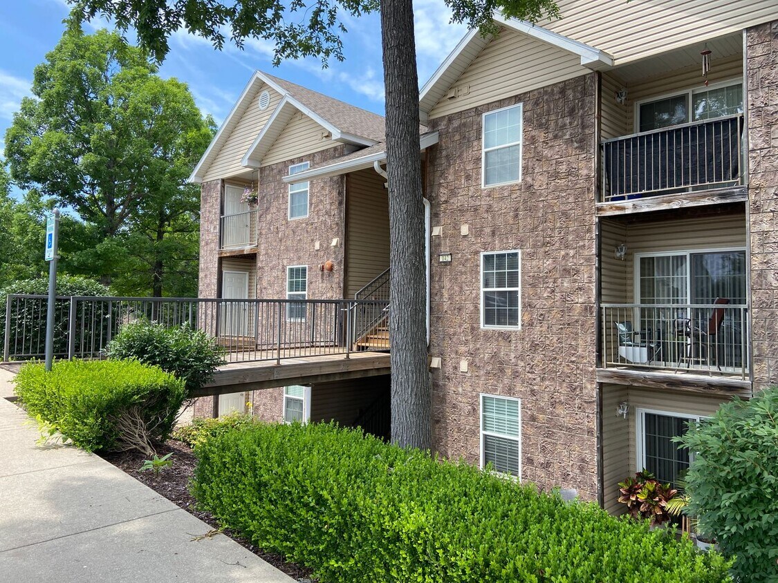Primary Photo - Condominium in FoxPointe